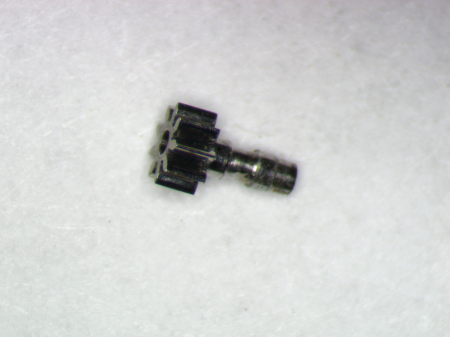LeCoultre 490/BW 0245 Cannon pinion