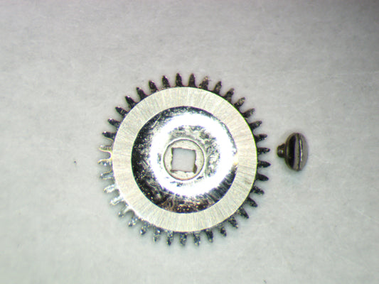 LeCoultre 9OLN 0415 Ratchet wheel w/screw