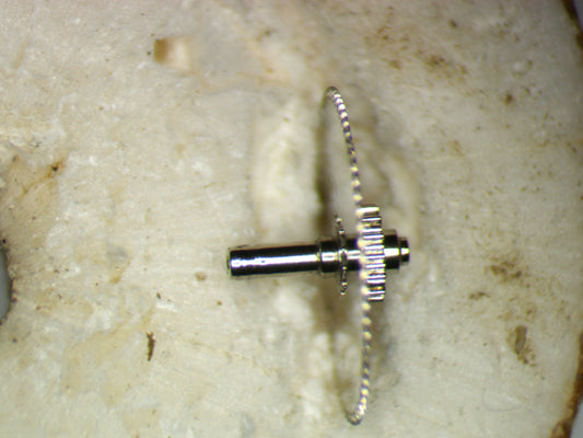 Seiko NH70A 224204 Center Wheel