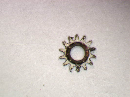 Omega R17.8 1108 Winding pinion