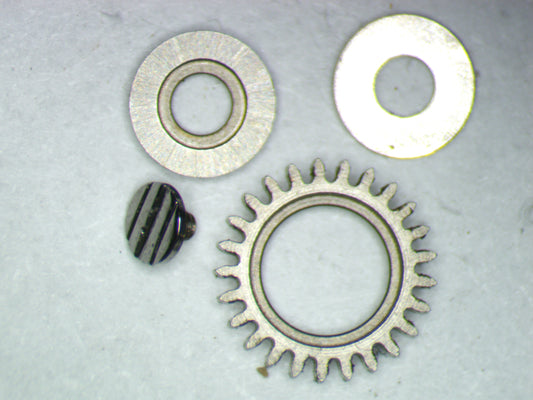 Omega 485 1101 Crown wheel w/screw
