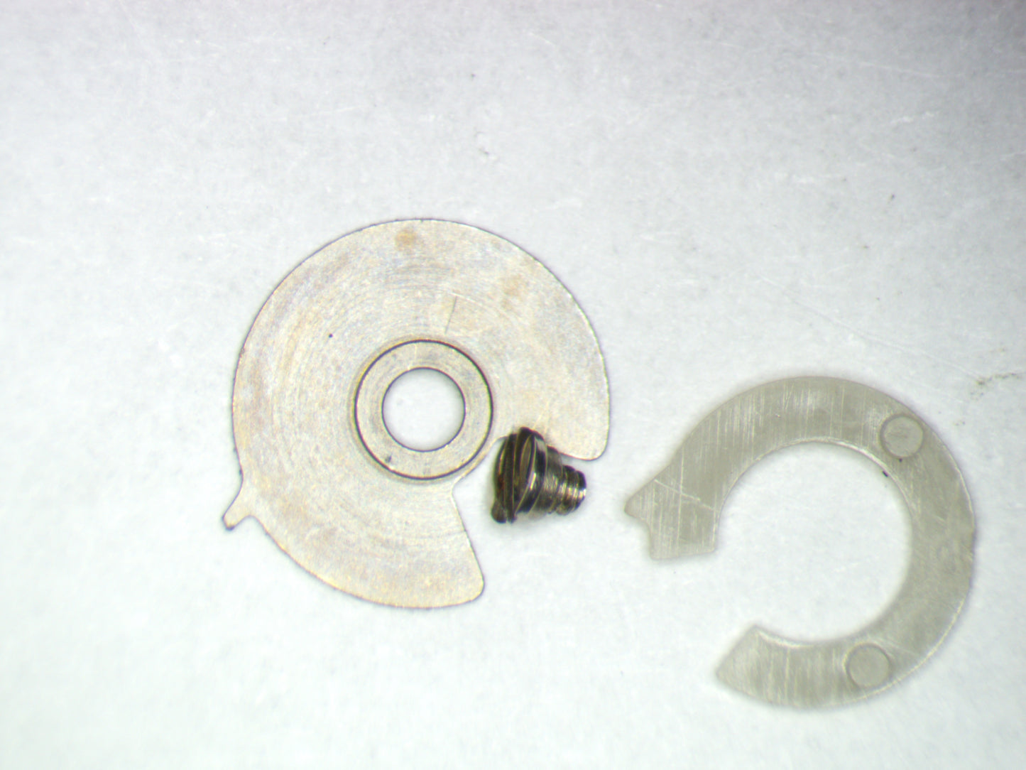 Seiko 6139A 868611 Date Driving Wheel Holder w/screw