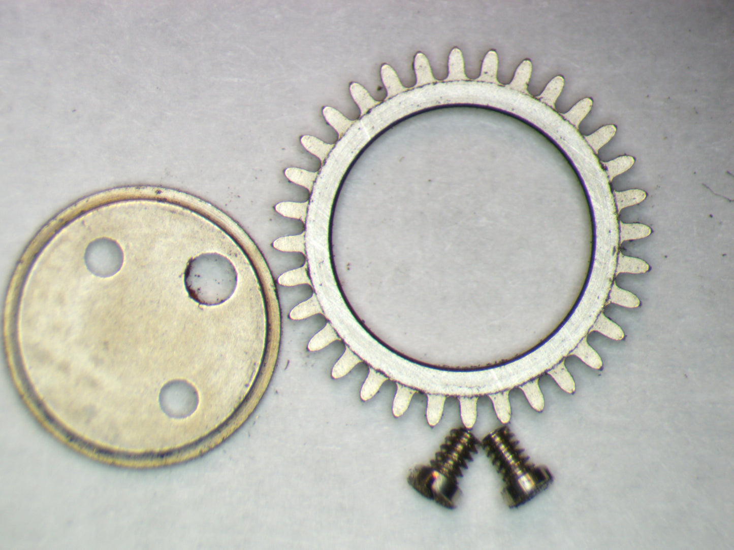 Landeron 189 0420 Crown wheel w/screws