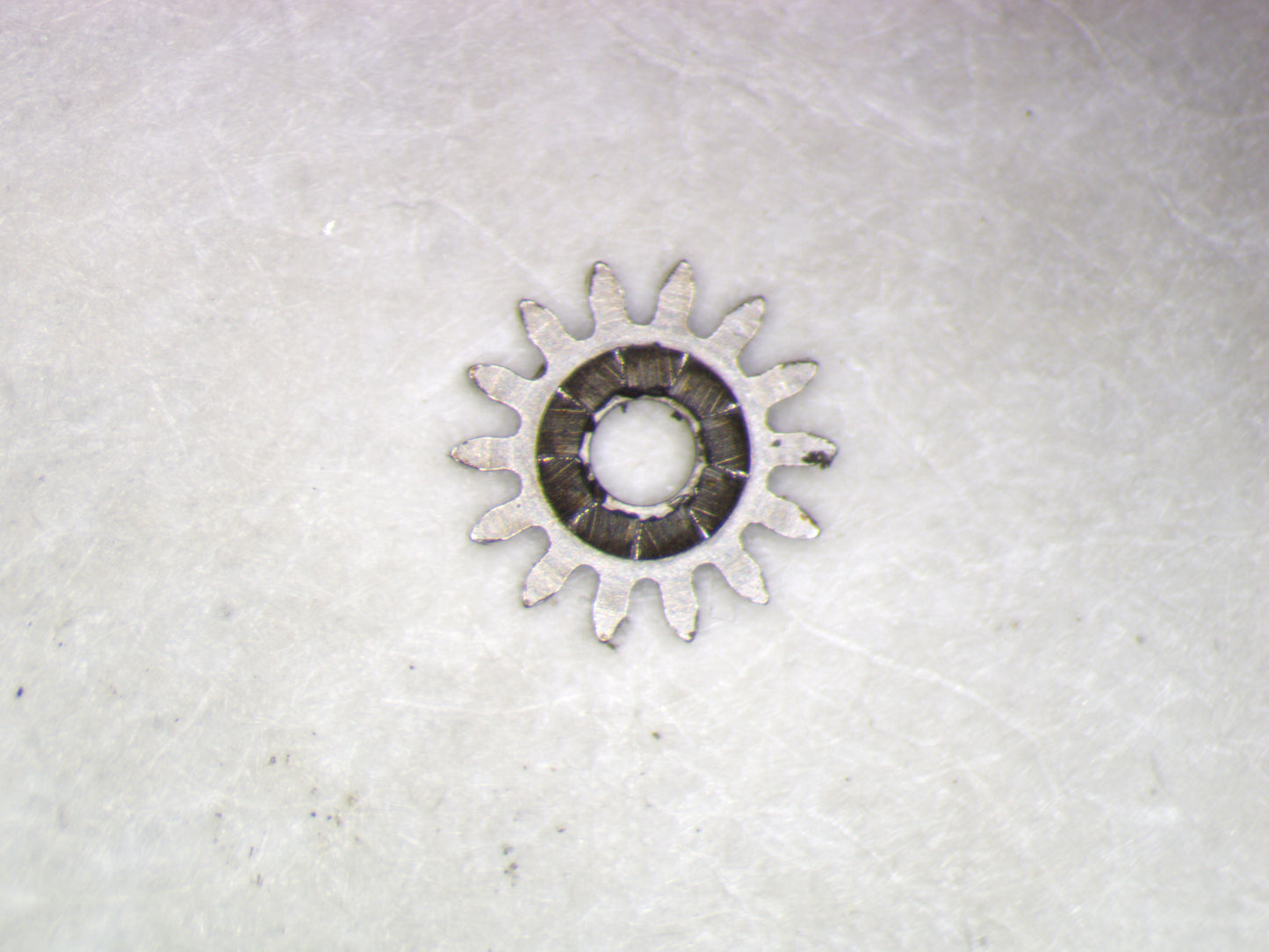 Omega 510 1108 Winding pinion