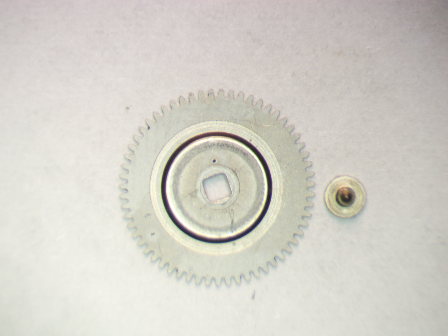 Seiko 6118A 285611 Ratchet wheel w/screw
