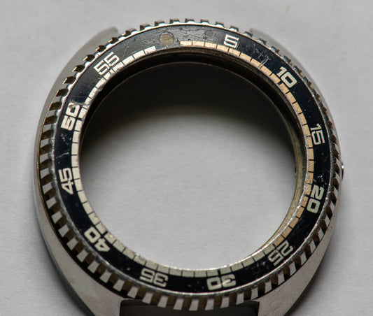 Seiko 7009A 8210 Watch case w/bezel