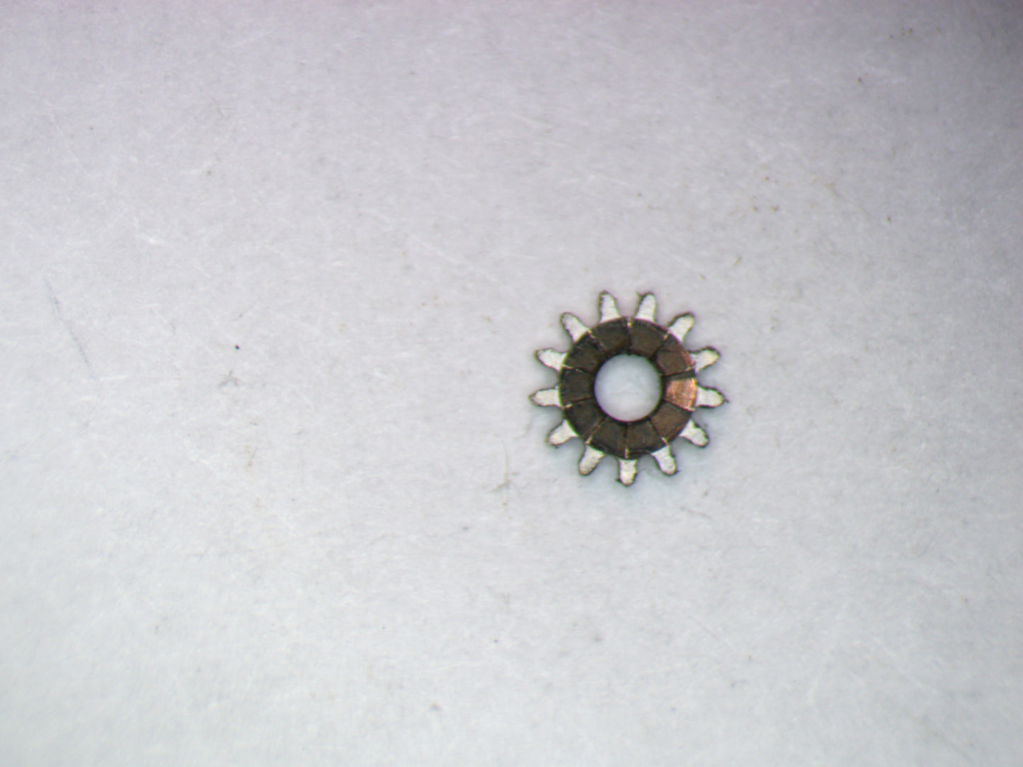 Landeron 51 0410 Winding pinion