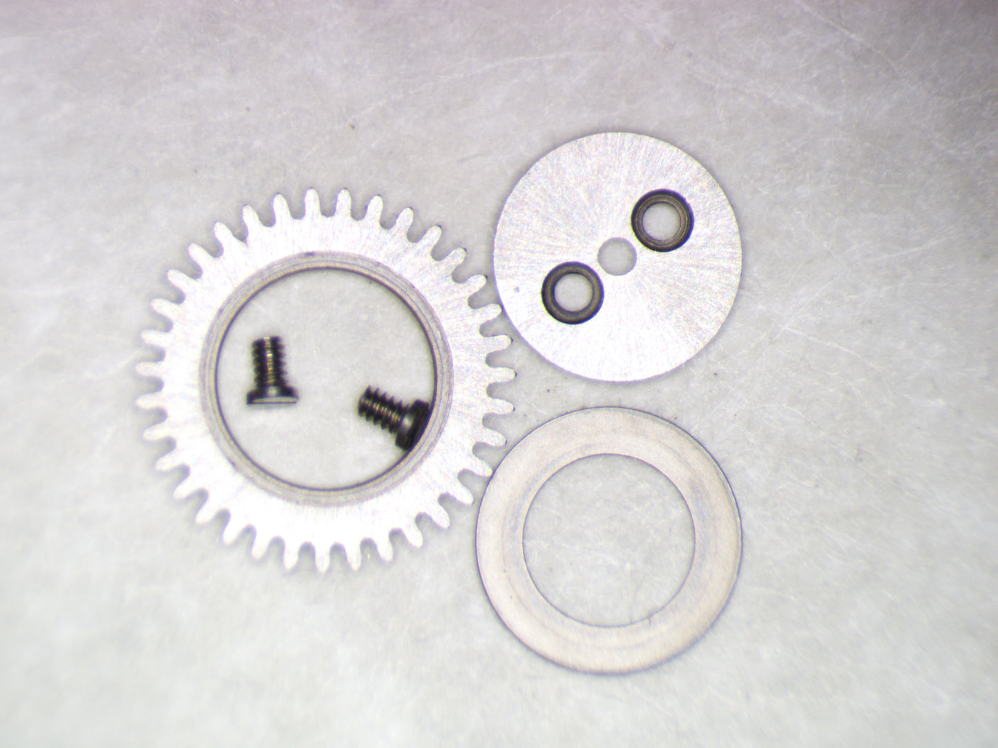 Omega 510 1101 Crown wheel w/screw