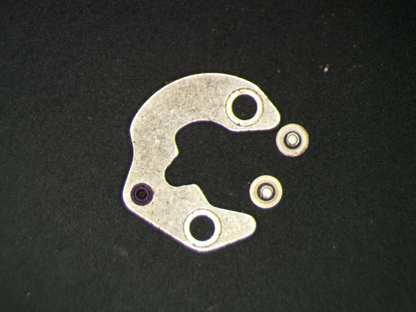 Seiko Cal. 7017A 161004 Pallet Bridge/Cock w/screws