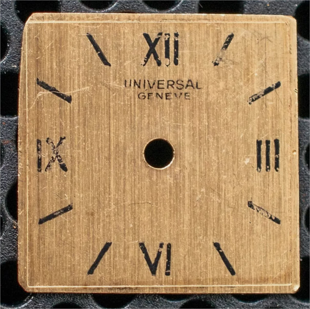 Universal Geneve 106 Dial 13.7x13.7mm