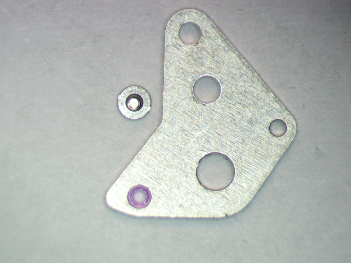 Seiko NH39A 122302 Center Wheel Cock/Bridge w/screw