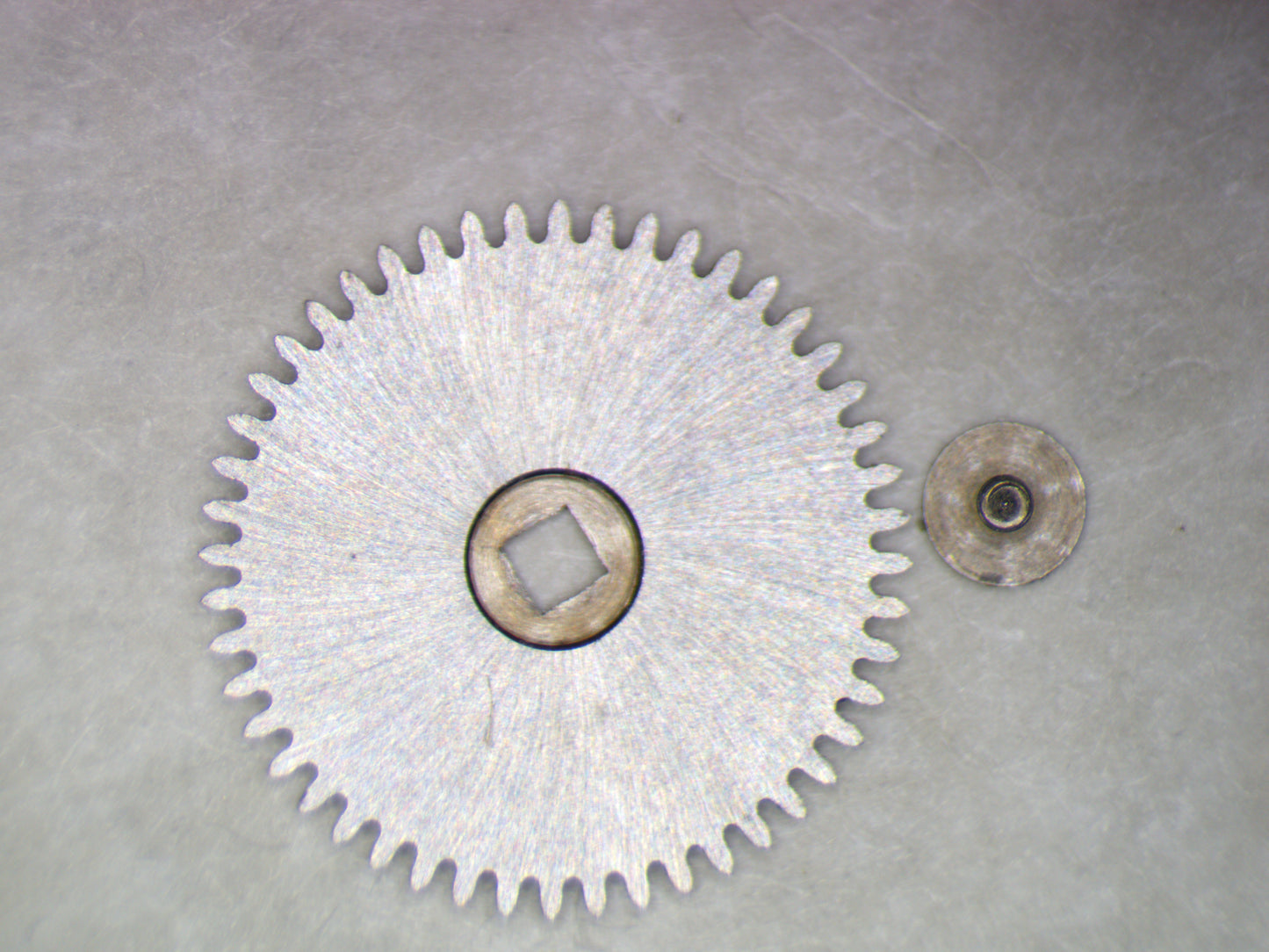 Omega 510 1100 Ratchet wheel w/screw