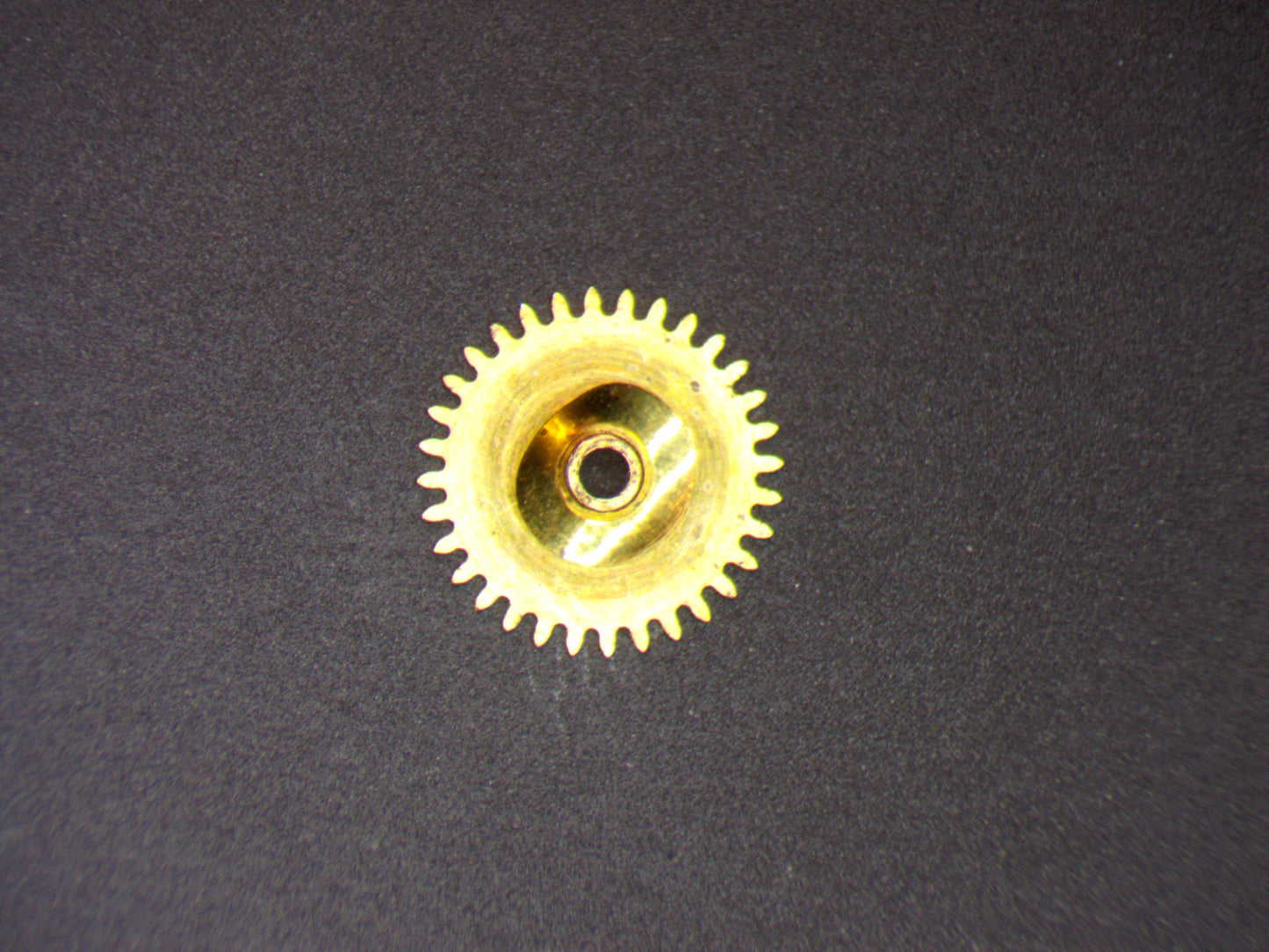 Girard-Perregaux 03 0255 Hour wheel w/washer