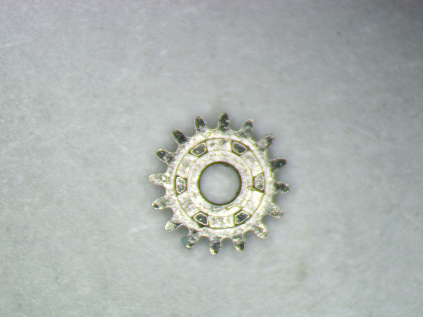 Seiko NH70A 283020 Winding pinion