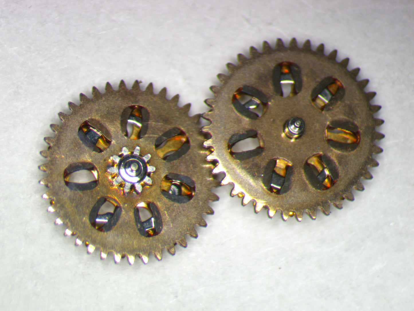 Hamilton 827 ETA 2789-1 1488/1530 Pawl Winding Wheels pair