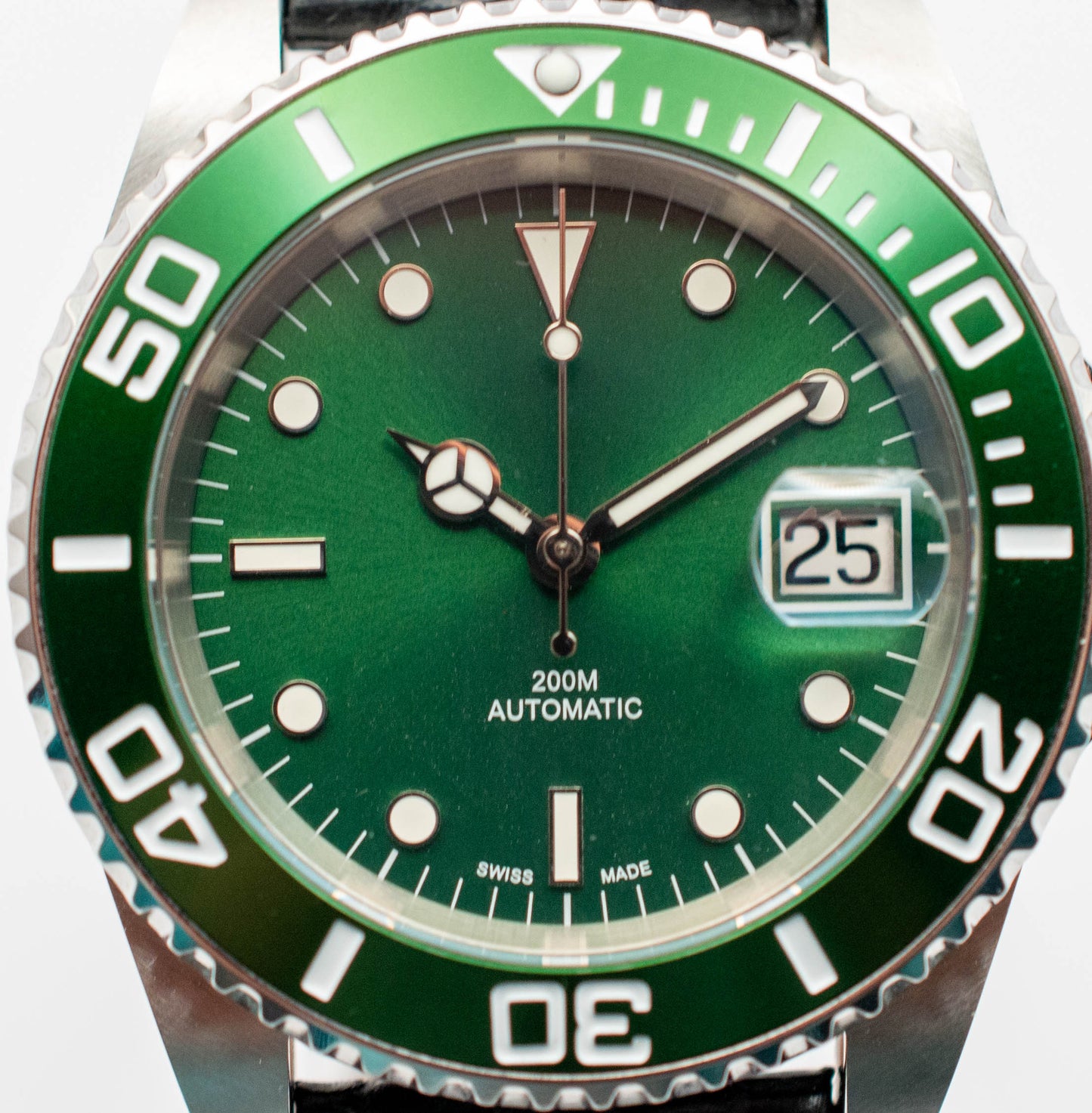 Custom Swiss Green Diving Watch ETA 2824-2 20 ATM - Brand New